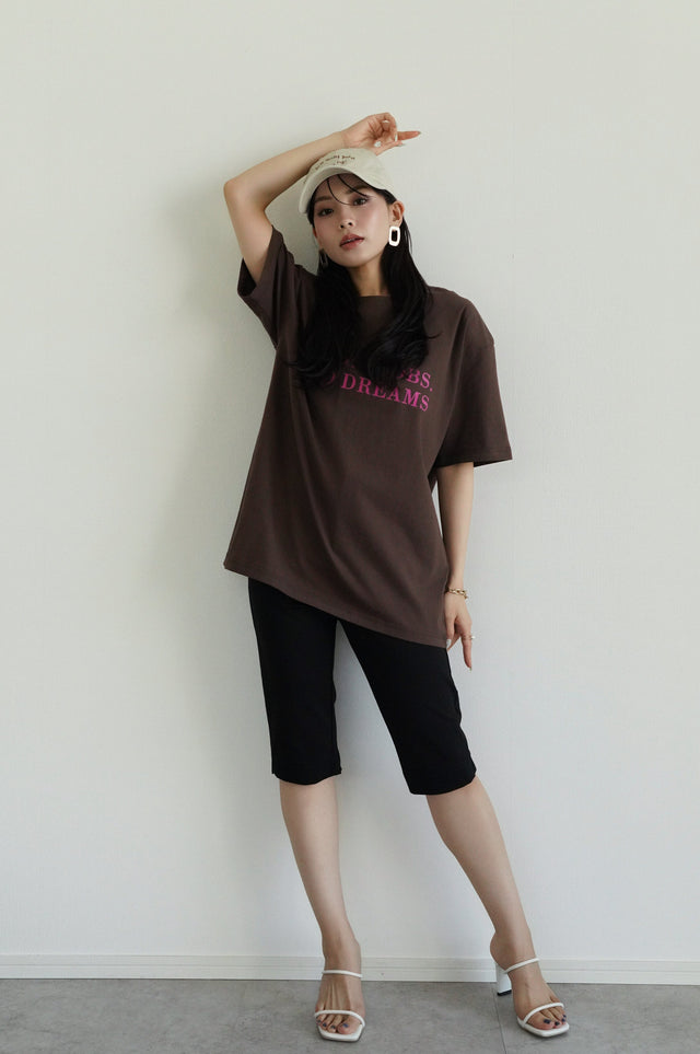 ［SET］LetteringオーバーサイズTee×サイドスリットカプリパンツ(2set)