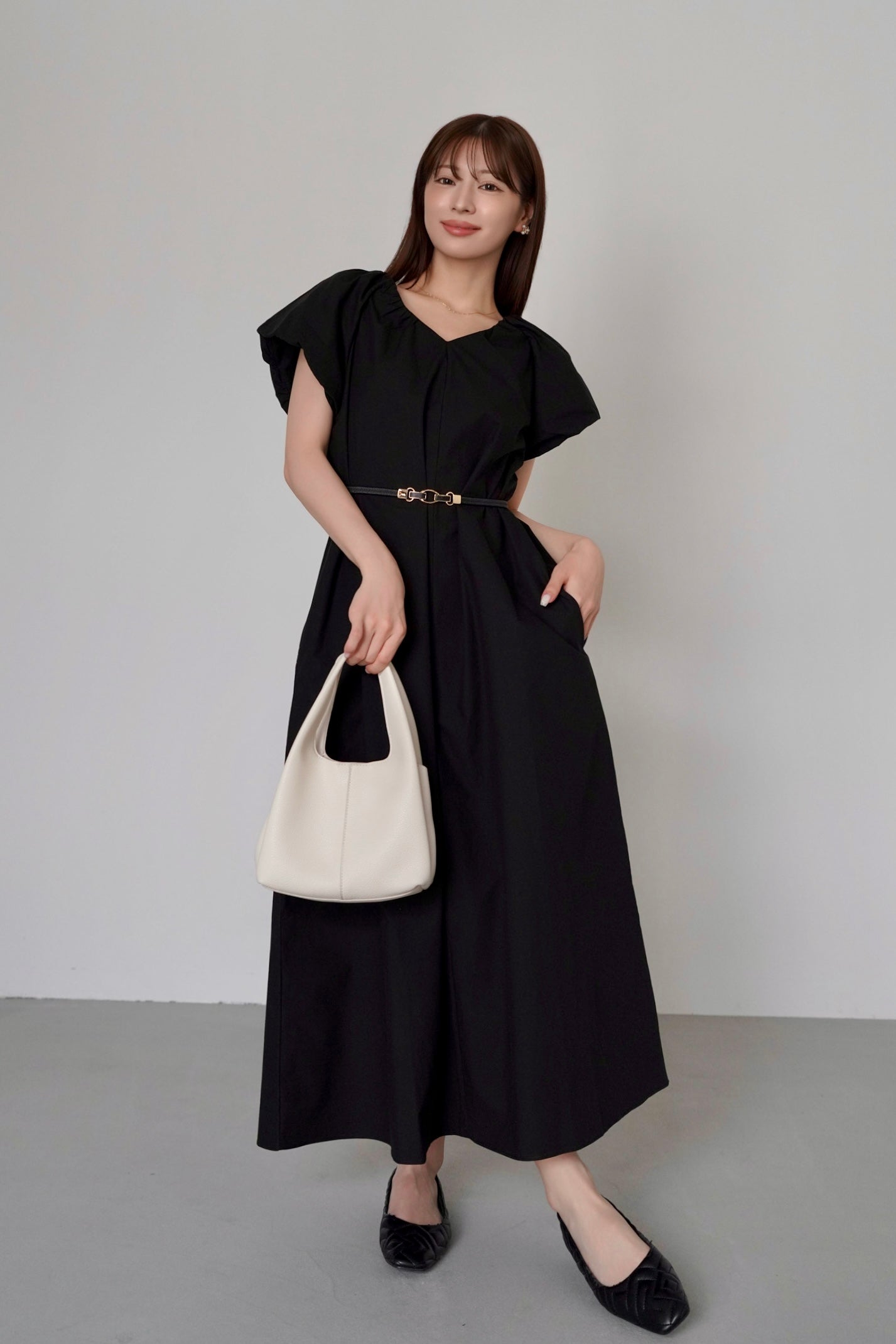 ワンピース BALLOON SLEEVE I LINE DRESS Ameri（アメリ）の「BALLOON SLEEVE I LINE DRESS（ワンピース