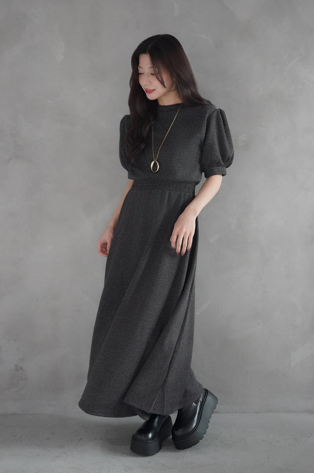 フィット&フレアワンピース