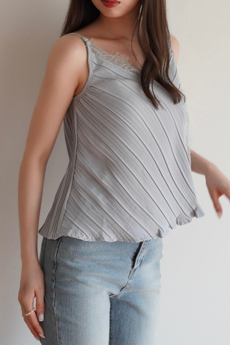 OHOTORO Pleated Cami Top sora【新品未使用】 OHOTORO Pleated Cami Top 韓国 キャミ レイヤード - メルカリ