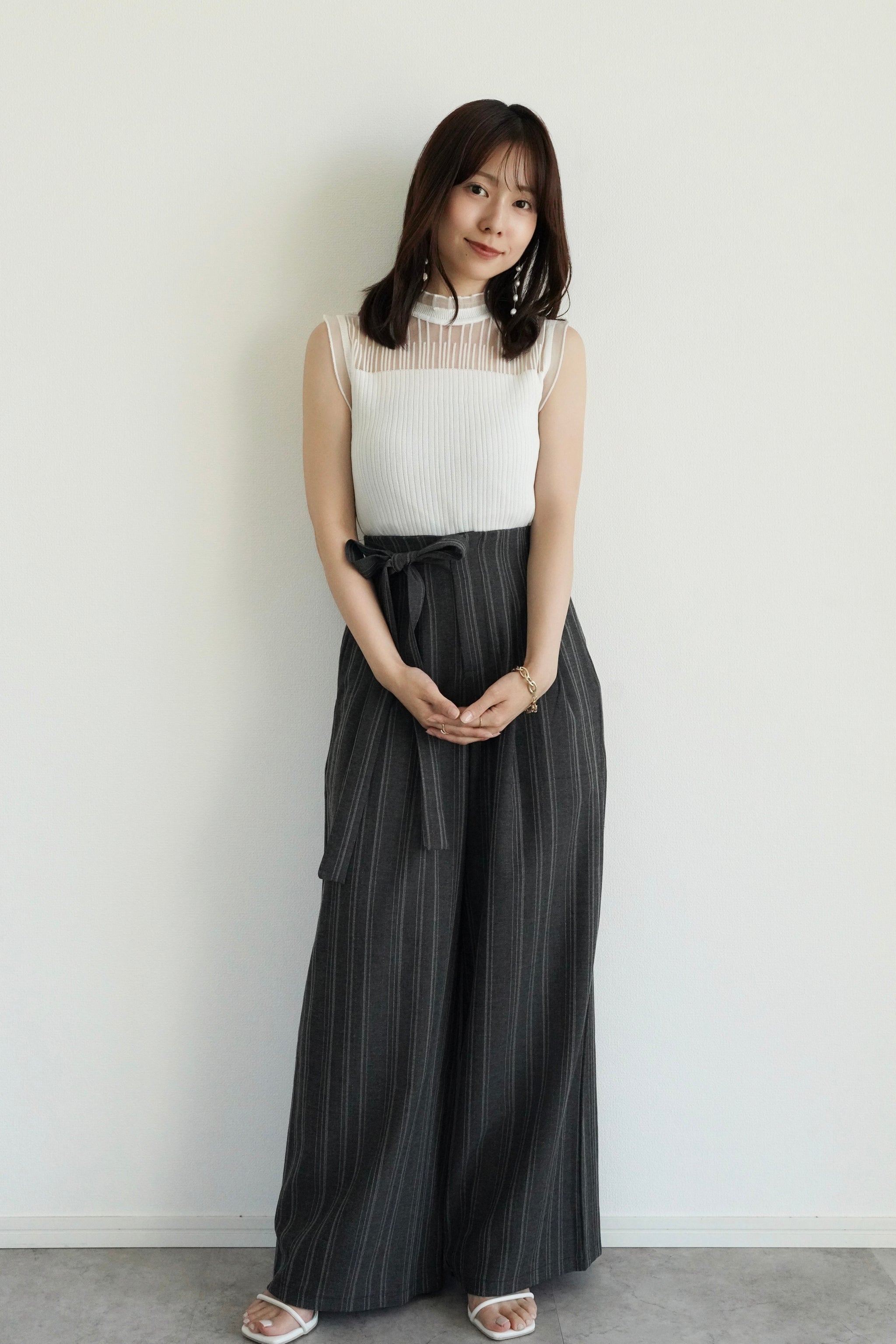 SET］シアーストライプノースリーブニット×リネンライクワイドパンツ