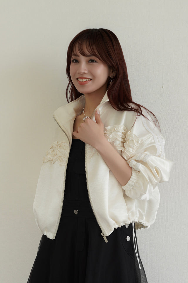 ホイップフリルサテンブルゾン