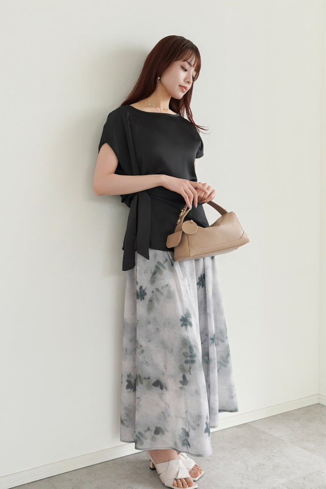 ［SET］とろみサテンリボンブラウス×ニュアンスプリントAラインスカート(2set)